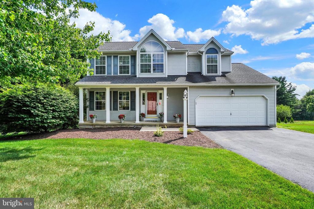 118 CHARLES AVE, Stewartstown, PA 17363