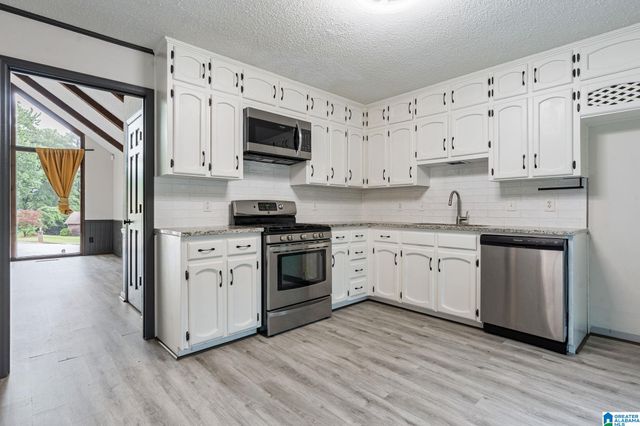 468 TURTLE CREEK DRIVE, Hoover, AL 35226