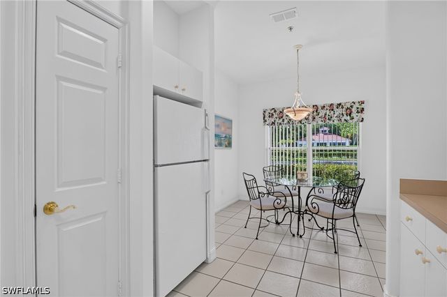 975 Tarpon Cove DR 103, Naples, FL 34110