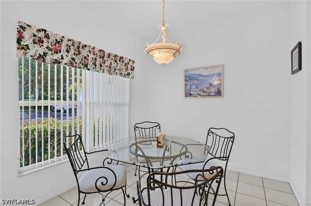 975 Tarpon Cove DR 103, Naples, FL 34110