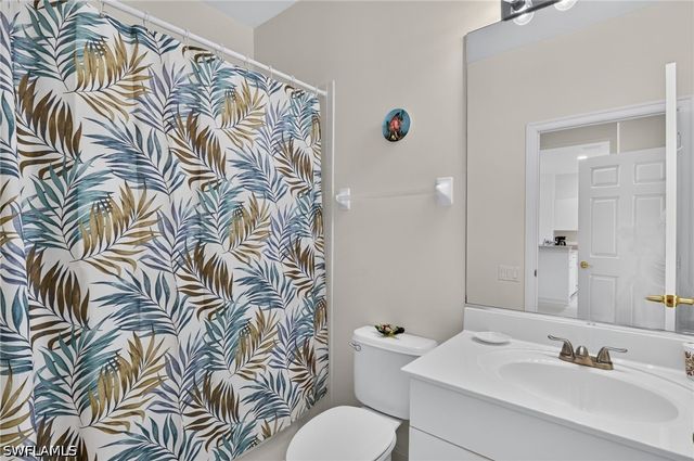 975 Tarpon Cove DR 103, Naples, FL 34110