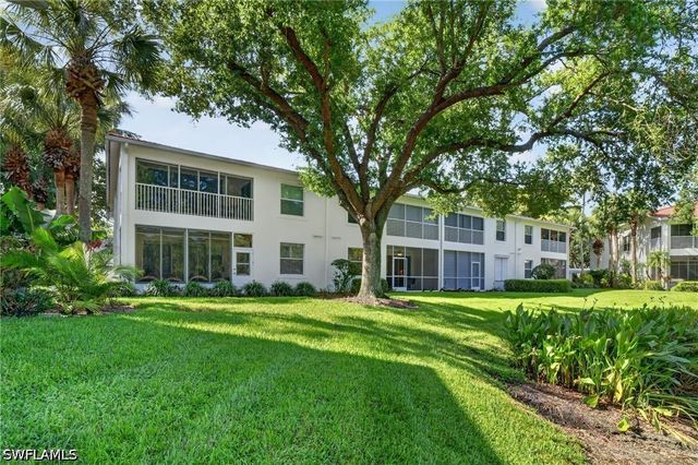 975 Tarpon Cove DR 103, Naples, FL 34110