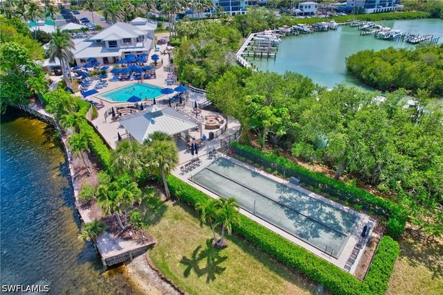 975 Tarpon Cove DR 103, Naples, FL 34110