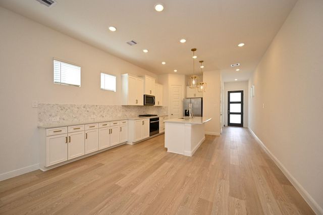 4112 Farm Hollow Street, Houston, TX 77080