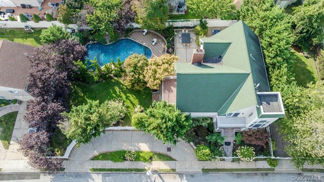 139 Coronado Street, Atlantic Beach, NY 11509