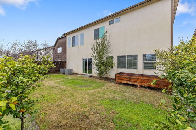 1923 W Humboldt Drive, Hanford, CA 93230