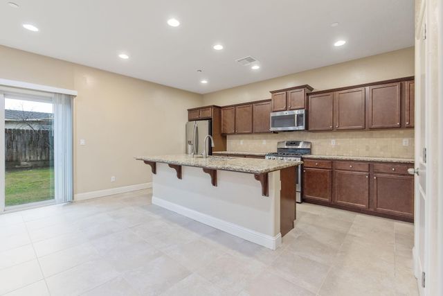 1923 W Humboldt Drive, Hanford, CA 93230