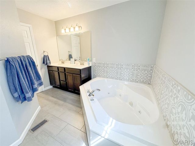 331 Logan Drive, O'fallon, IL 62269