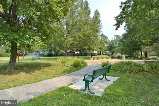 5616 ASHFIELD RD, Alexandria, VA 22315