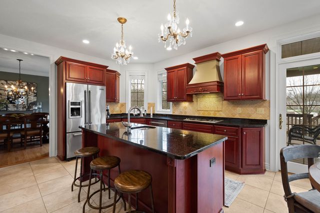 7031 Pinehurst DRIVE, Collier Twp, PA 15142