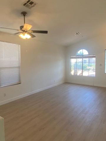 8122 E Theresa Drive, Scottsdale, AZ 85255