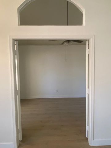 8122 E Theresa Drive, Scottsdale, AZ 85255