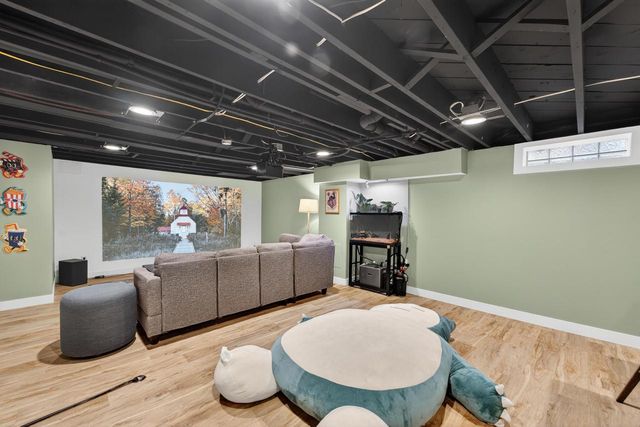 7609 20th AVENUE, Kenosha, WI 53143