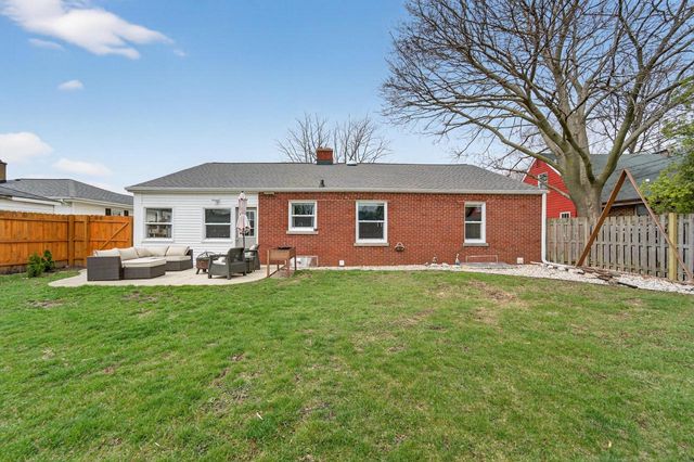 7609 20th AVENUE, Kenosha, WI 53143