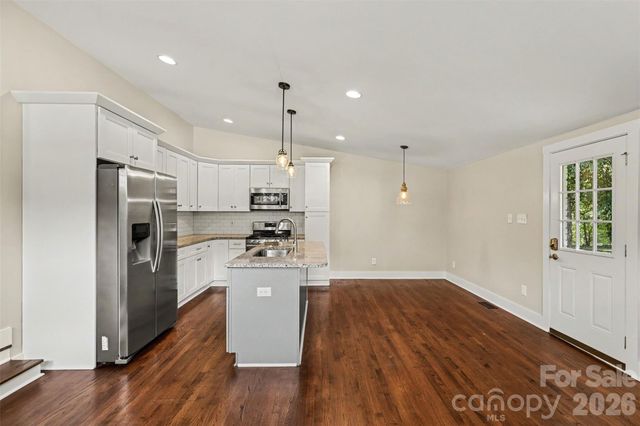1338 Edgewater Drive, Charlotte, NC 28210