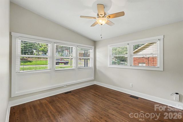 1338 Edgewater Drive, Charlotte, NC 28210