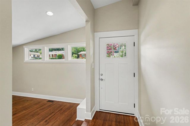 1338 Edgewater Drive, Charlotte, NC 28210