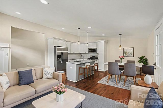 1338 Edgewater Drive, Charlotte, NC 28210