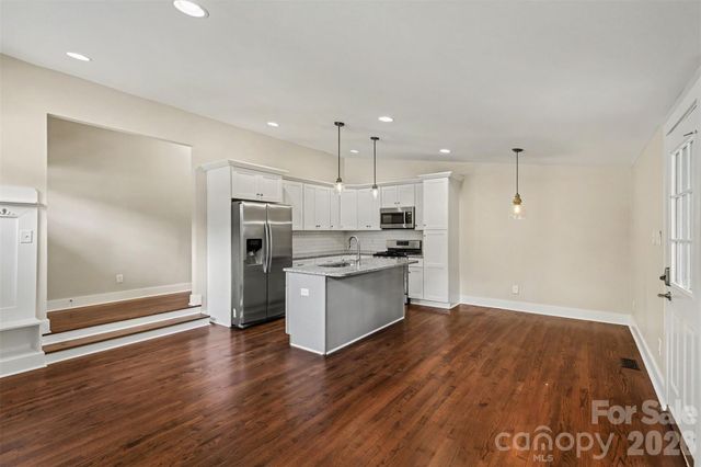 1338 Edgewater Drive, Charlotte, NC 28210