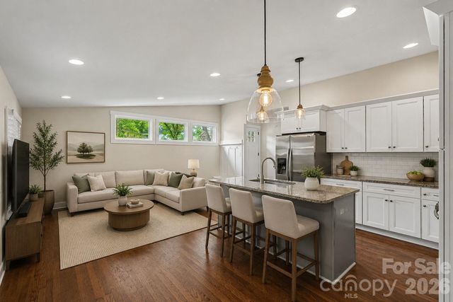 1338 Edgewater Drive, Charlotte, NC 28210
