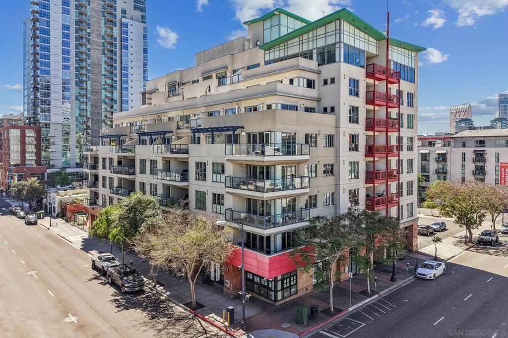 875 G St 108, San Diego, CA 92101 — photo 2