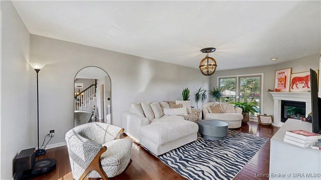 6207 Ridgefield Drive, Charlestown, IN 47111