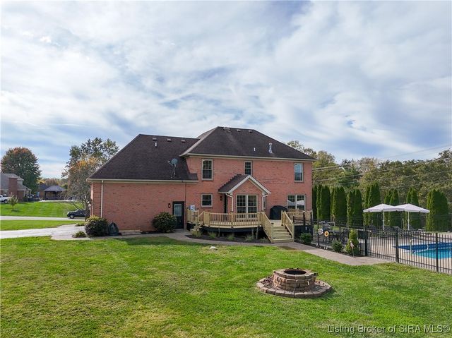 6207 Ridgefield Drive, Charlestown, IN 47111