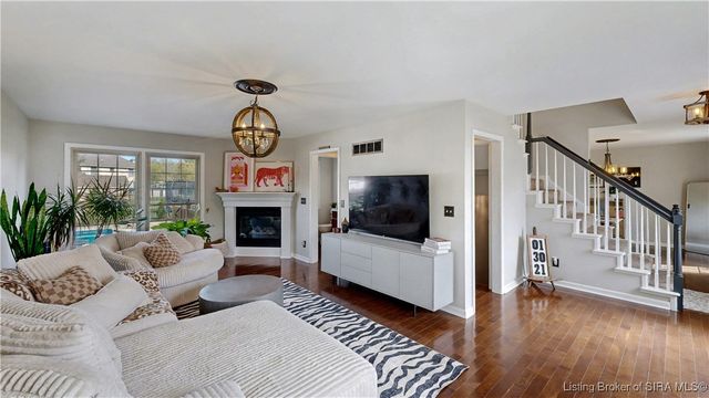 6207 Ridgefield Drive, Charlestown, IN 47111