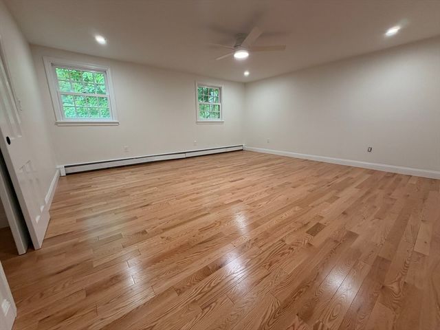 368 Hill Rd, Boxborough, MA 01719