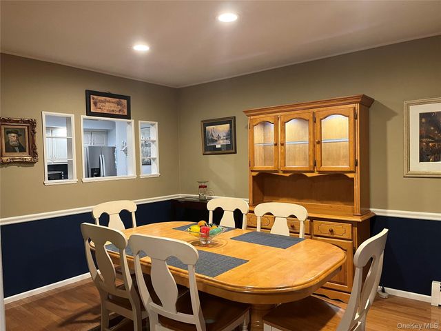 3 Decatur Lane, Lake Grove, NY 11755