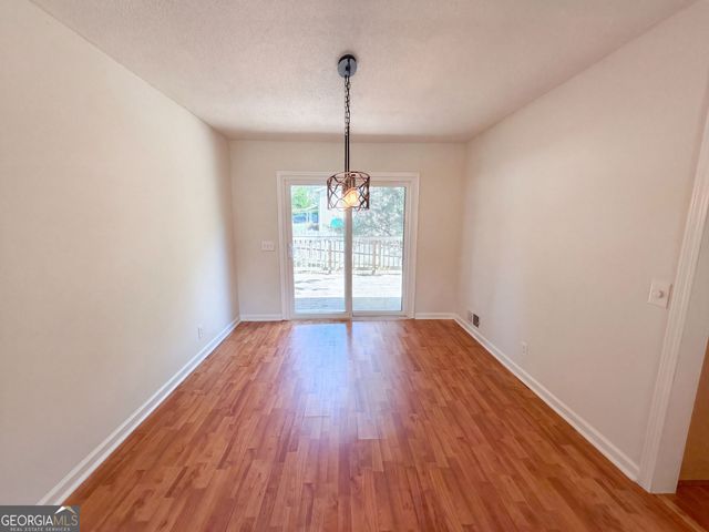 962 Doeskin Drive NW, Conyers, GA 30012