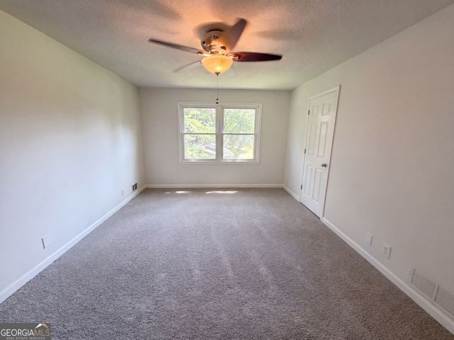 962 Doeskin Drive NW, Conyers, GA 30012