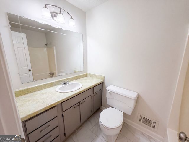 962 Doeskin Drive NW, Conyers, GA 30012
