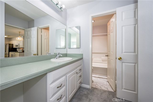 23515 Lyons 178, Valencia, CA 91355