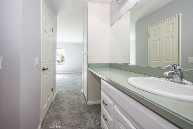 23515 Lyons 178, Valencia, CA 91355