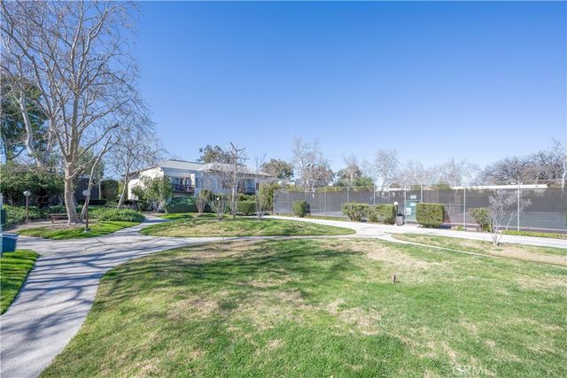 23515 Lyons 178, Valencia, CA 91355