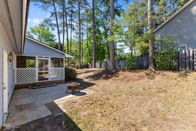 662 Georgetown Circle, Fayetteville, NC 28314