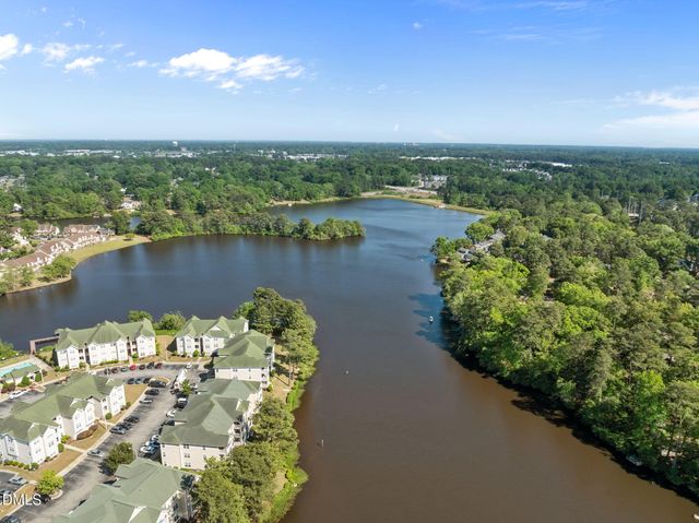 662 Georgetown Circle, Fayetteville, NC 28314