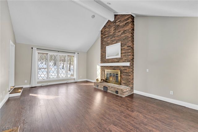 10242 Pinecrest Road, Concord, OH 44077