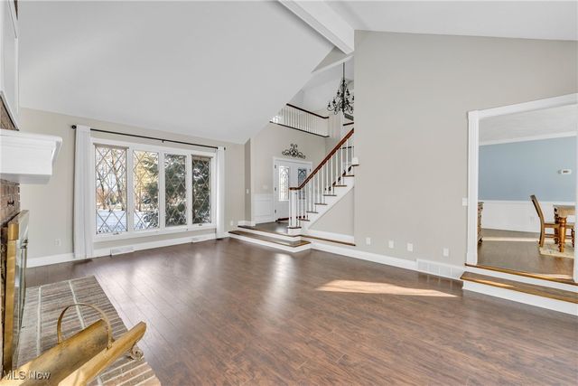 10242 Pinecrest Road, Concord, OH 44077