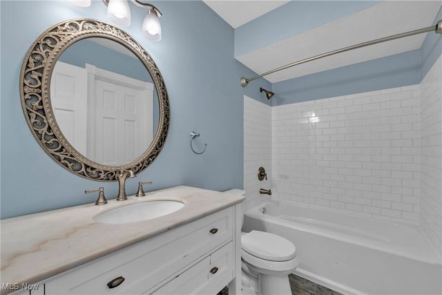 10242 Pinecrest Road, Concord, OH 44077