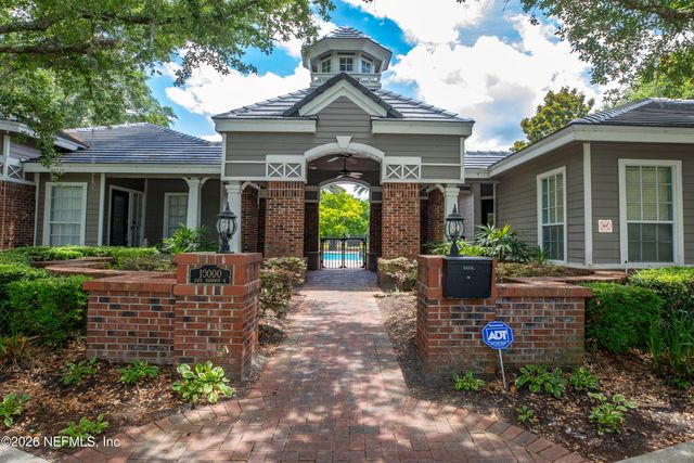 10000 GATE Parkway 824, Jacksonville, FL 32246