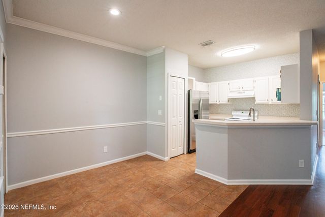 10000 GATE Parkway 824, Jacksonville, FL 32246