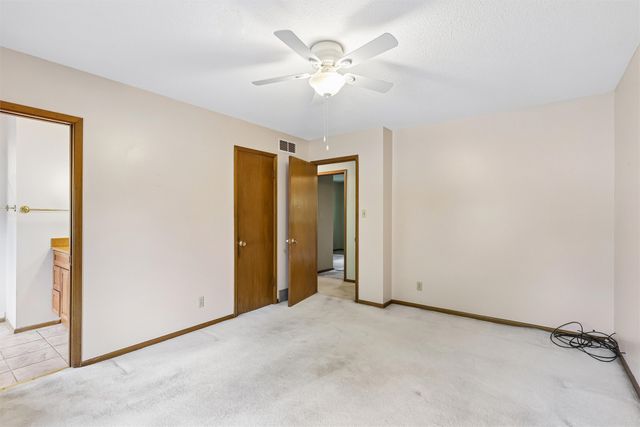 3924 Dakota Drive, West Des Moines, IA 50265