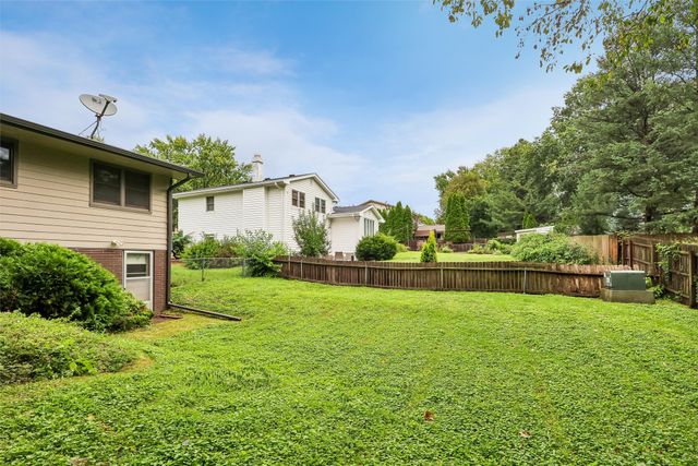 3924 Dakota Drive, West Des Moines, IA 50265