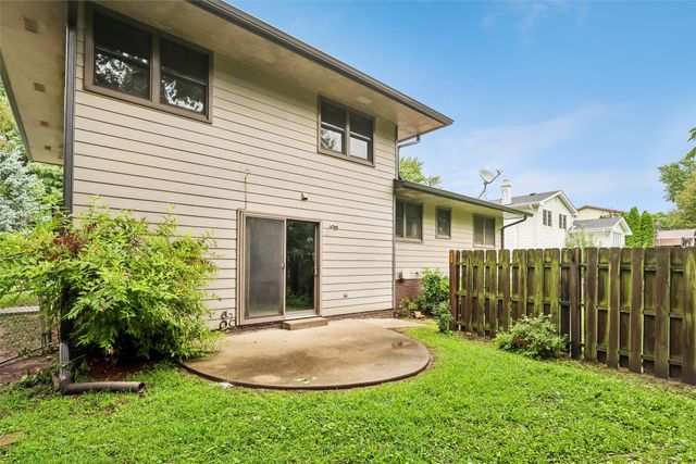 3924 Dakota Drive, West Des Moines, IA 50265