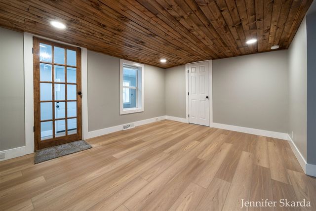415 N State Road, Belding, MI 48809