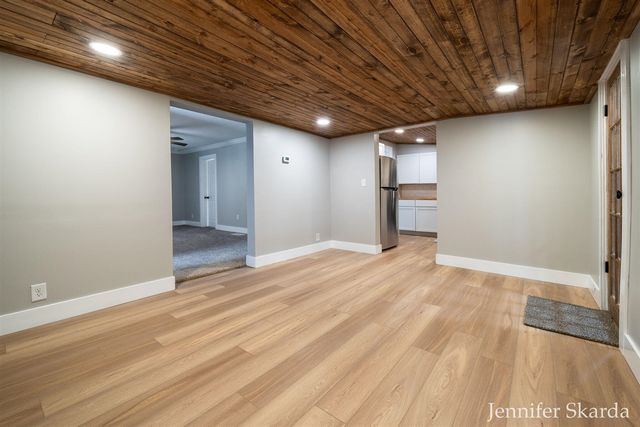 415 N State Road, Belding, MI 48809