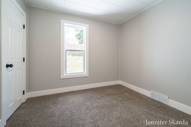 415 N State Road, Belding, MI 48809