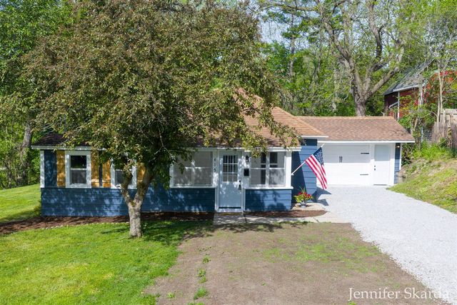 415 N State Road, Belding, MI 48809